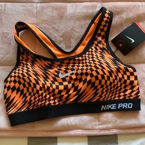 Nike Pro Medium Support Sports Bra